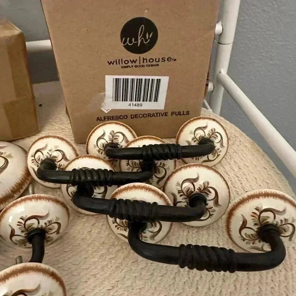 Southern Living at Home Willow House Alfresco Drawer Pulls NEW Handles